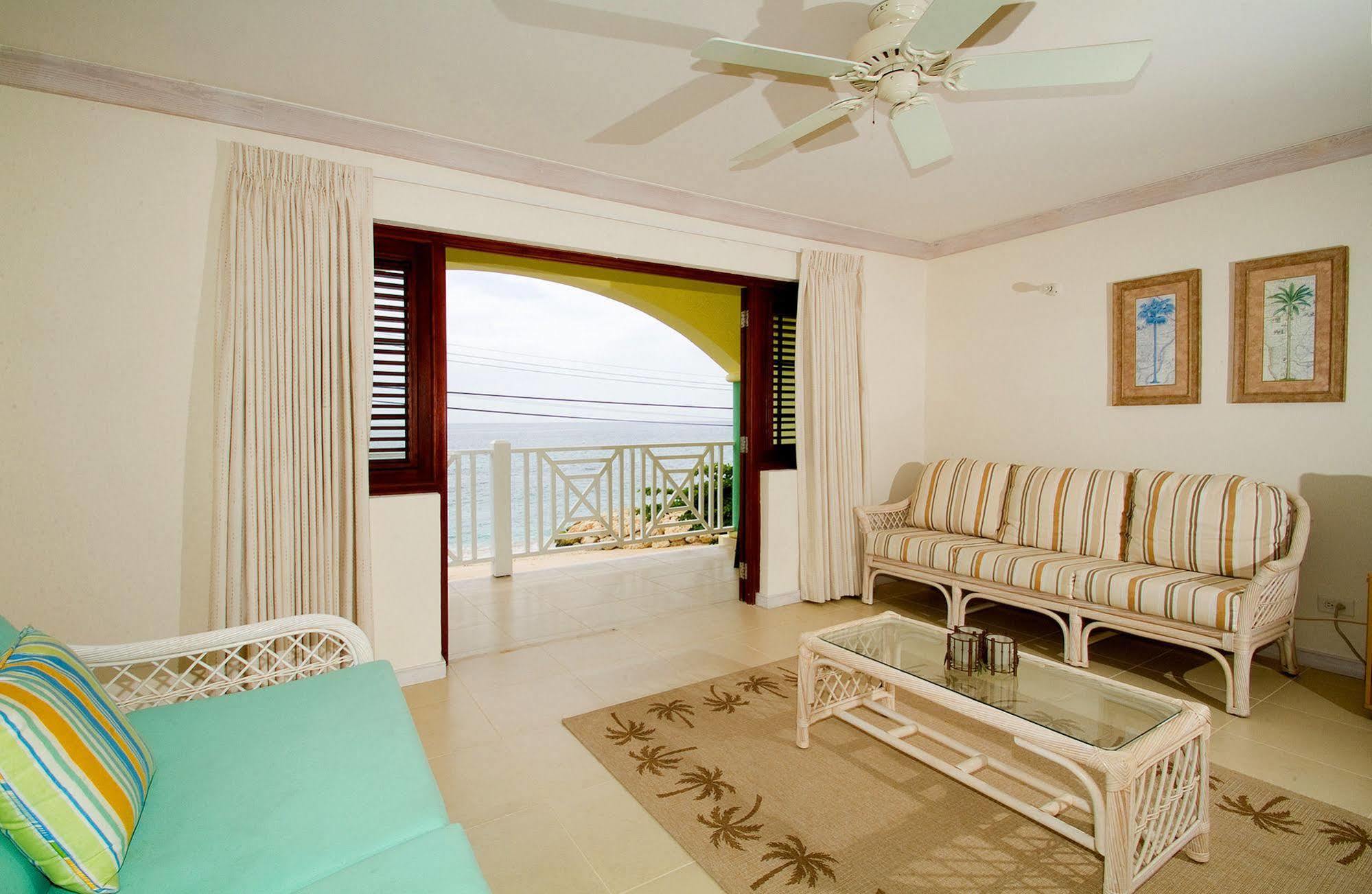 White Sands Speightstown Extérieur photo