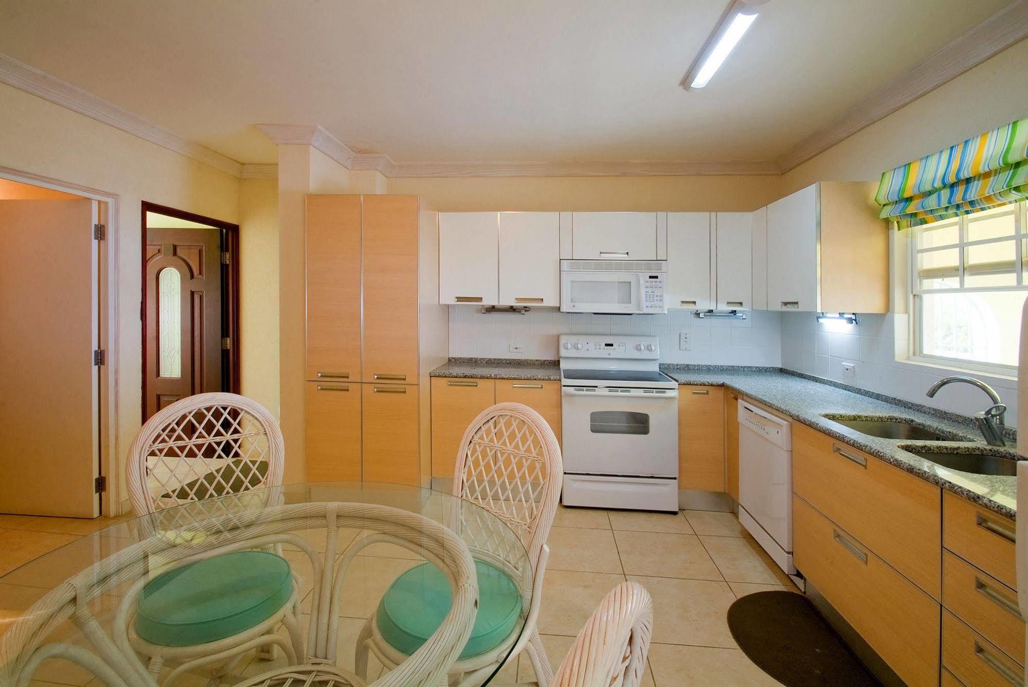 White Sands Speightstown Extérieur photo